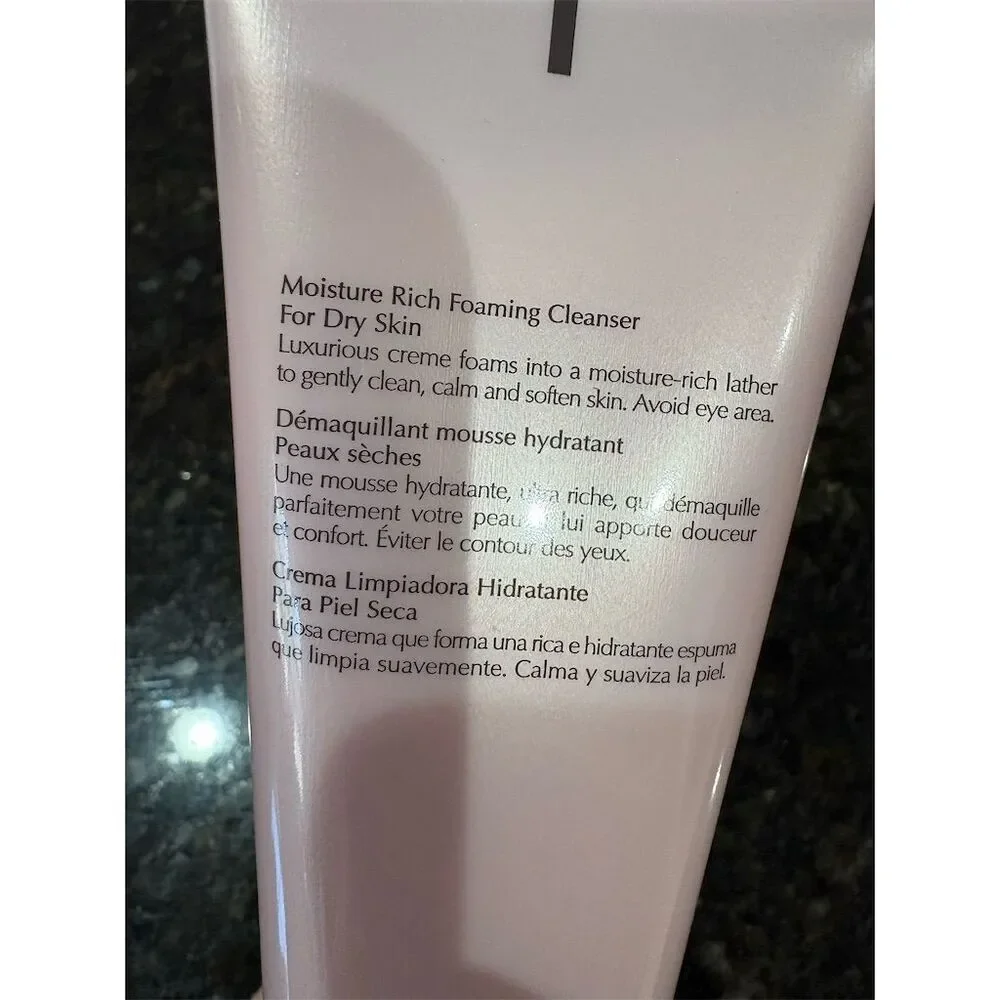 Estée Lauder Soft Clean Moisture Rich Foaming Cleanser 4.2 oz - Picture 4 of 5